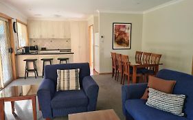 Delany Villas Bright - Spa Luxury On Delany Avenue